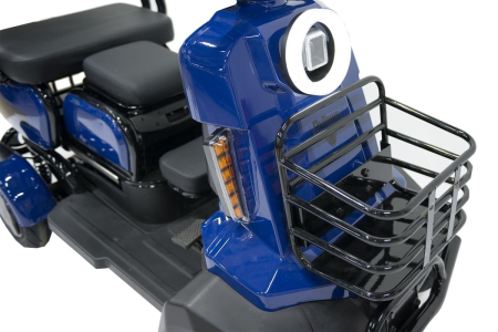 Электроскутер четырехколесный Rutrike Квадро черный