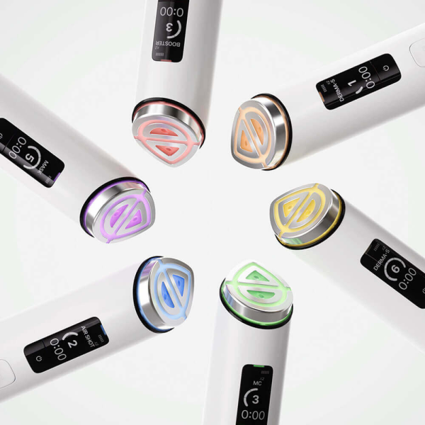 Микротоковый аппарат Medicube AGE-R Booster Pro X2 белый